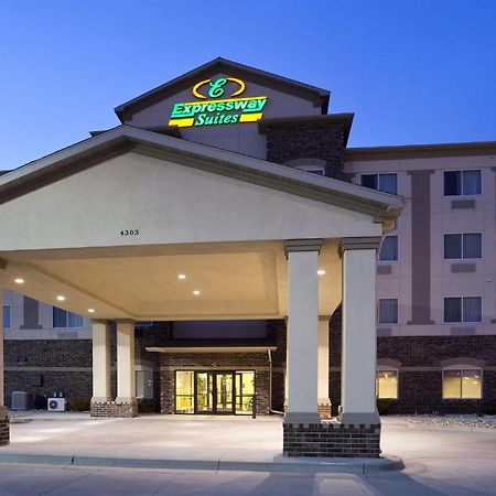Expressway Suites Fargo Extérieur photo