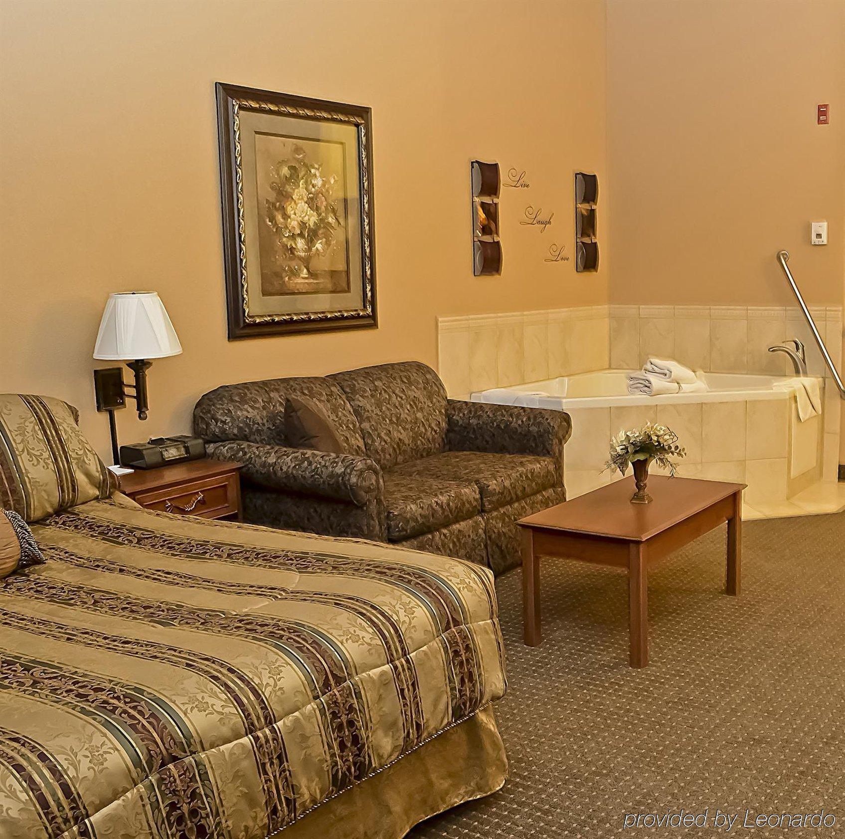 Expressway Suites Fargo Chambre photo