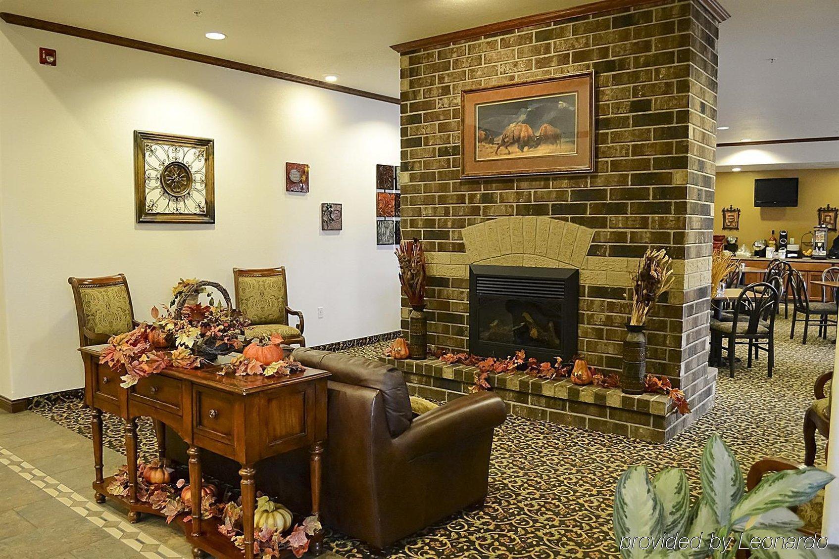Expressway Suites Fargo Restaurant photo